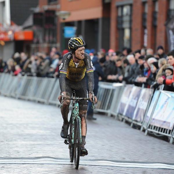 22e Internationale Centrumcross Surhuisterveen 2017 | Wielrennen Surhuisterveen