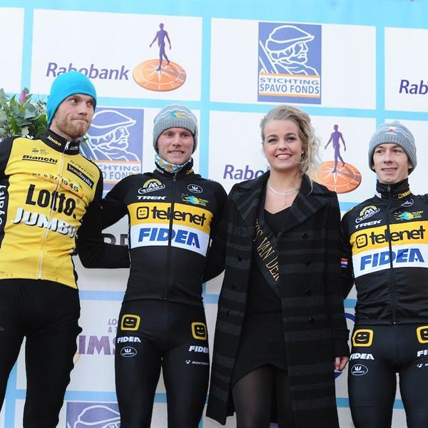 22e Internationale Centrumcross Surhuisterveen 2017 | Wielrennen Surhuisterveen