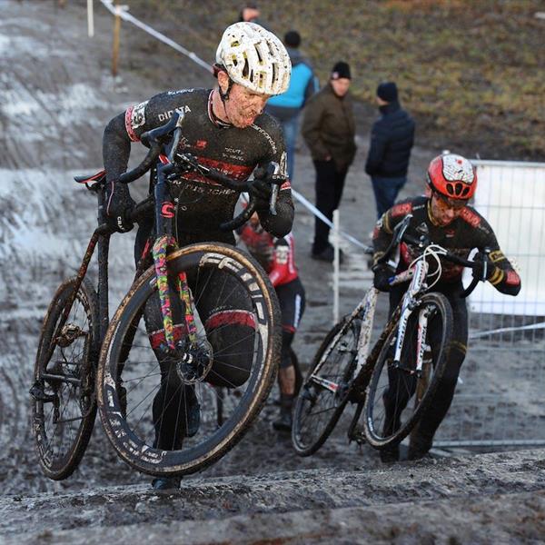 22e Internationale Centrumcross Surhuisterveen 2017 | Wielrennen Surhuisterveen