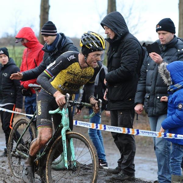 22e Internationale Centrumcross Surhuisterveen 2017 | Wielrennen Surhuisterveen