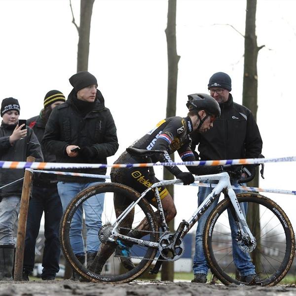 22e Internationale Centrumcross Surhuisterveen 2017 | Wielrennen Surhuisterveen