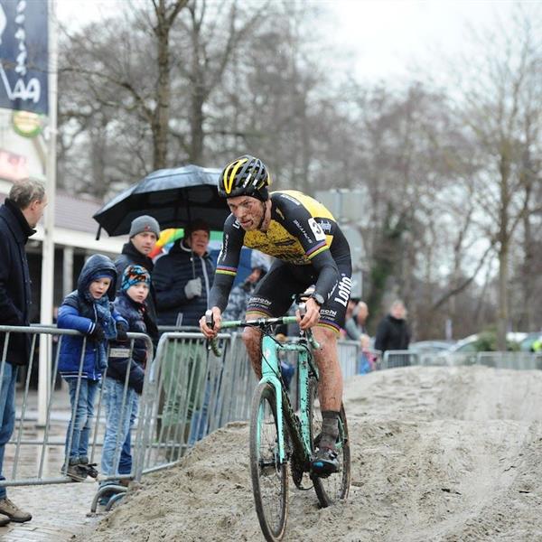 22e Internationale Centrumcross Surhuisterveen 2017 | Wielrennen Surhuisterveen