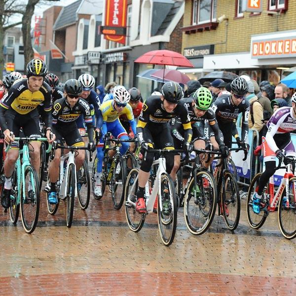 22e Internationale Centrumcross Surhuisterveen 2017 | Wielrennen Surhuisterveen