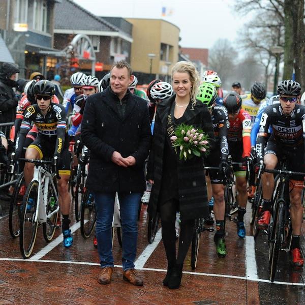 22e Internationale Centrumcross Surhuisterveen 2017 | Wielrennen Surhuisterveen