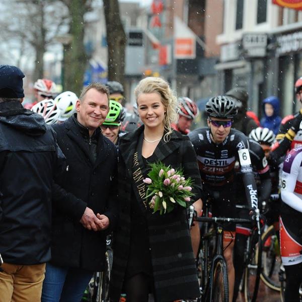 22e Internationale Centrumcross Surhuisterveen 2017 | Wielrennen Surhuisterveen