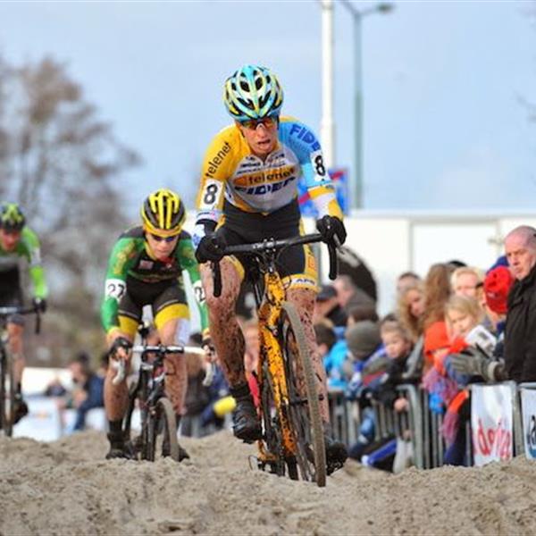 19e Internationale Centrumcross Surhuisterveen 2014 (2) | Wielrennen Surhuisterveen