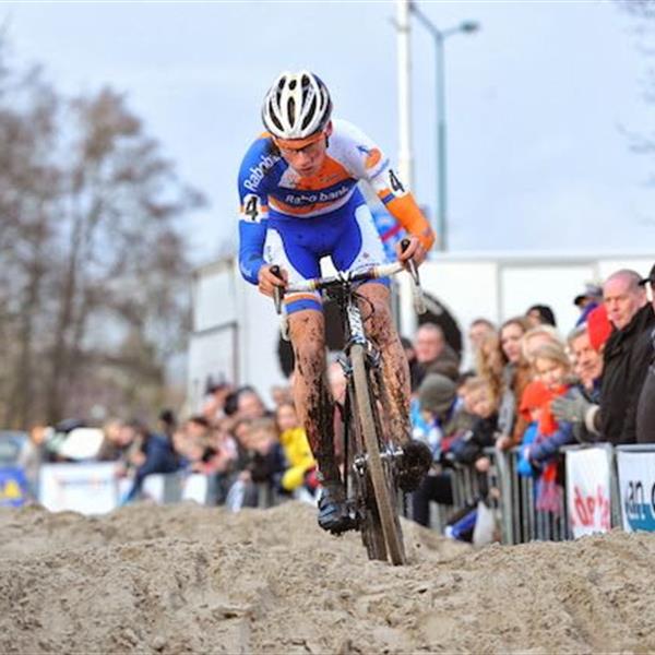 19e Internationale Centrumcross Surhuisterveen 2014 (2) | Wielrennen Surhuisterveen