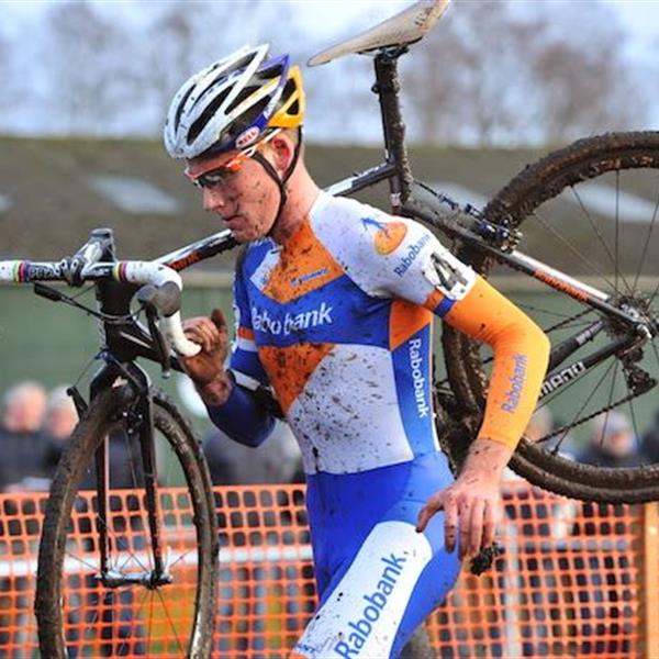 19e Internationale Centrumcross Surhuisterveen 2014 (2) | Wielrennen Surhuisterveen