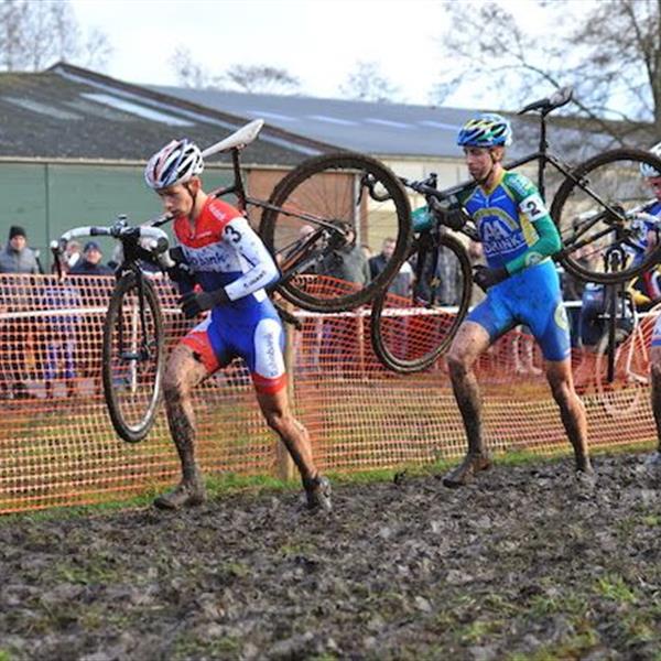 19e Internationale Centrumcross Surhuisterveen 2014 (2) | Wielrennen Surhuisterveen