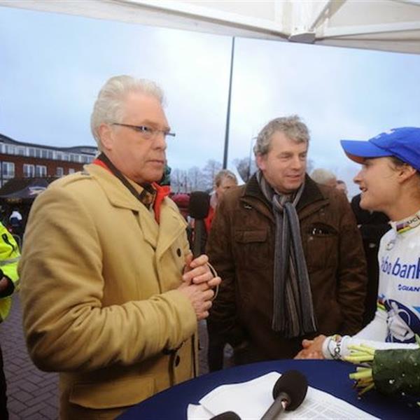 19e Internationale Centrumcross Surhuisterveen 2014 (2) | Wielrennen Surhuisterveen