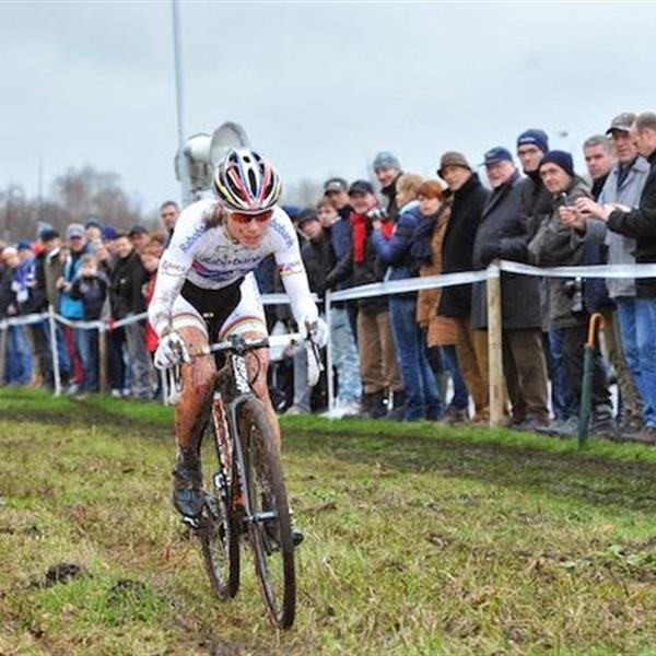 19e Internationale Centrumcross Surhuisterveen 2014 (2) | Wielrennen Surhuisterveen