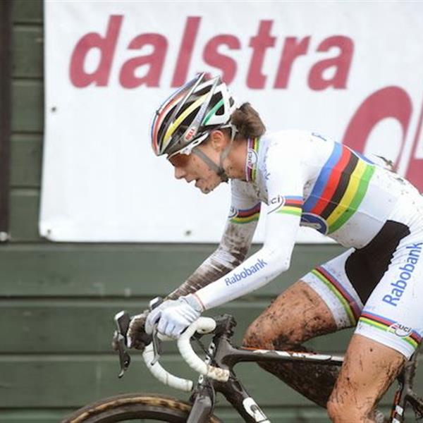 19e Internationale Centrumcross Surhuisterveen 2014 (2) | Wielrennen Surhuisterveen