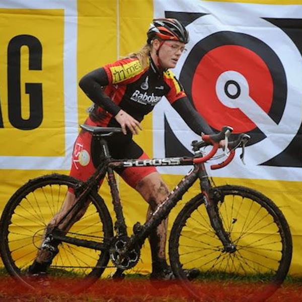 19e Internationale Centrumcross Surhuisterveen 2014 (2) | Wielrennen Surhuisterveen