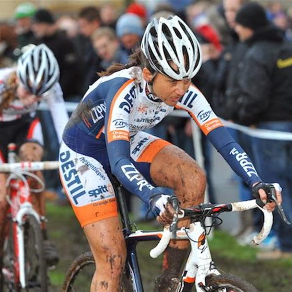 19e Internationale Centrumcross Surhuisterveen 2014 (2) | Wielrennen Surhuisterveen