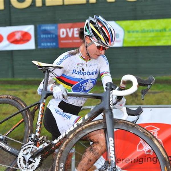 19e Internationale Centrumcross Surhuisterveen 2014 (2) | Wielrennen Surhuisterveen