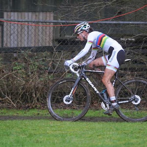 19e Internationale Centrumcross Surhuisterveen 2014 (2) | Wielrennen Surhuisterveen