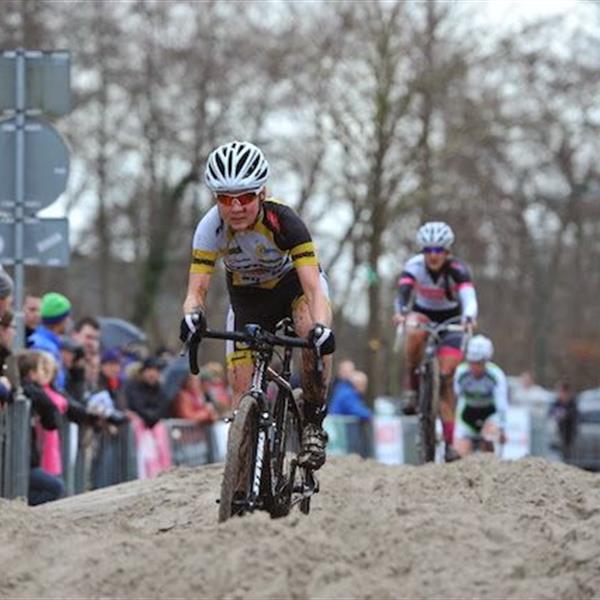 19e Internationale Centrumcross Surhuisterveen 2014 (2) | Wielrennen Surhuisterveen