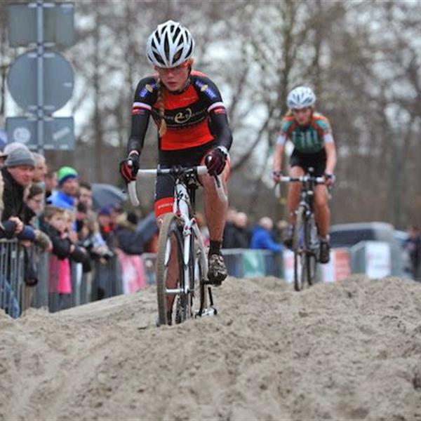 19e Internationale Centrumcross Surhuisterveen 2014 (2) | Wielrennen Surhuisterveen