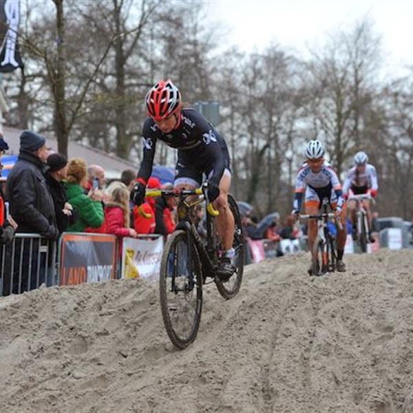 19e Internationale Centrumcross Surhuisterveen 2014 (2) | Wielrennen Surhuisterveen