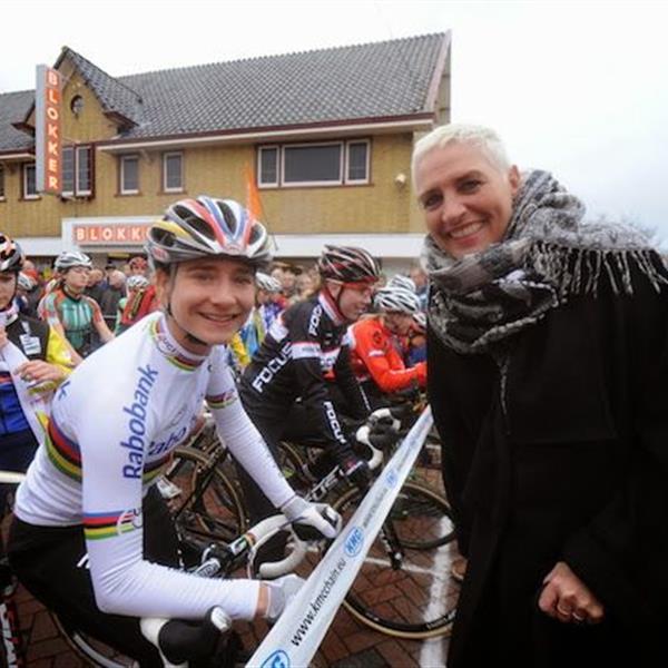 19e Internationale Centrumcross Surhuisterveen 2014 (2) | Wielrennen Surhuisterveen