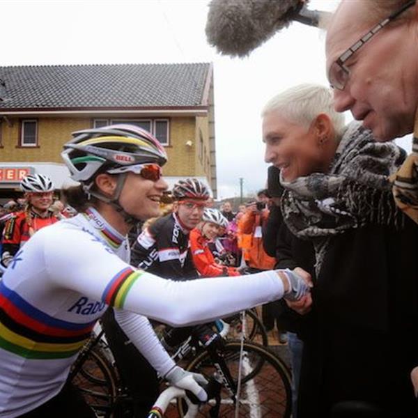 19e Internationale Centrumcross Surhuisterveen 2014 (2) | Wielrennen Surhuisterveen