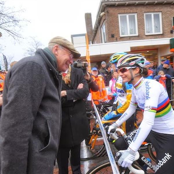 19e Internationale Centrumcross Surhuisterveen 2014 (2) | Wielrennen Surhuisterveen