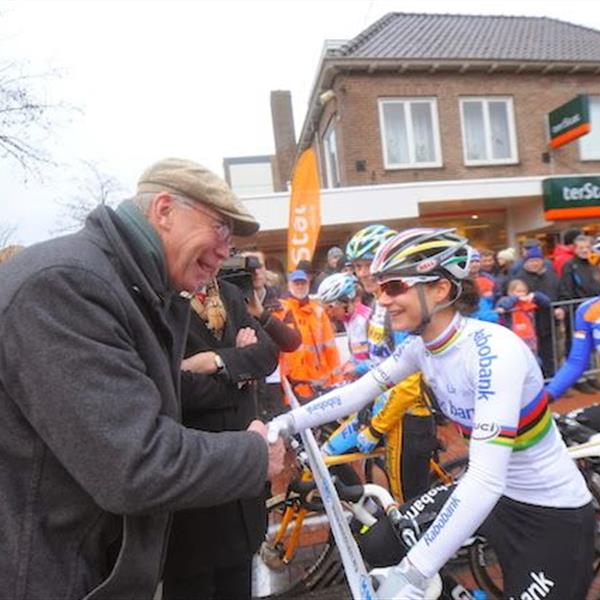 19e Internationale Centrumcross Surhuisterveen 2014 (2) | Wielrennen Surhuisterveen