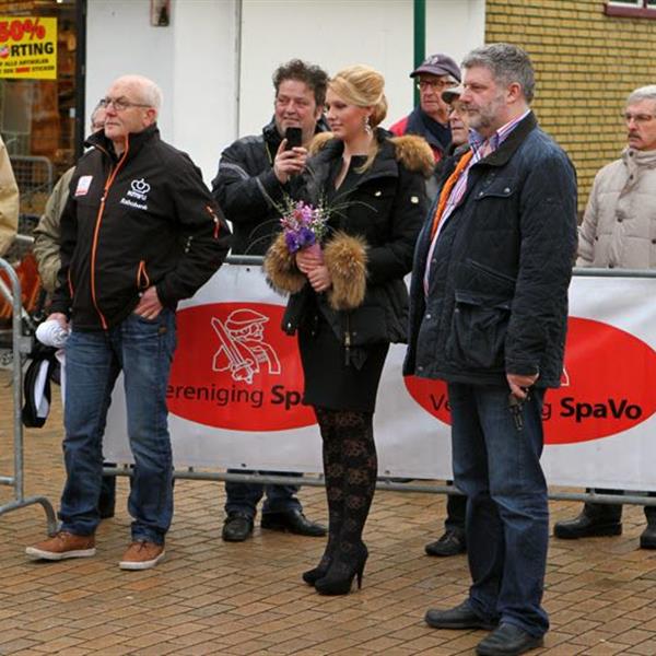 19e Centrumcross Surhuisterveen 2014 (Amateurs en Masters) | Wielrennen Surhuisterveen