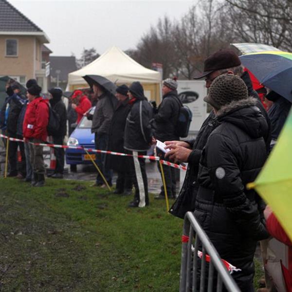 16e Centrumcross Surhuisterveen 2011 | Wielrennen Surhuisterveen
