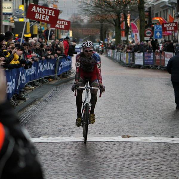 16e Centrumcross Surhuisterveen 2011 | Wielrennen Surhuisterveen