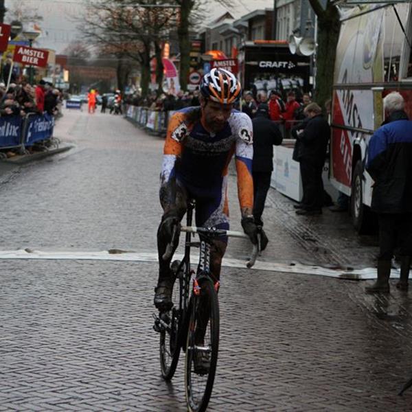 16e Centrumcross Surhuisterveen 2011 | Wielrennen Surhuisterveen