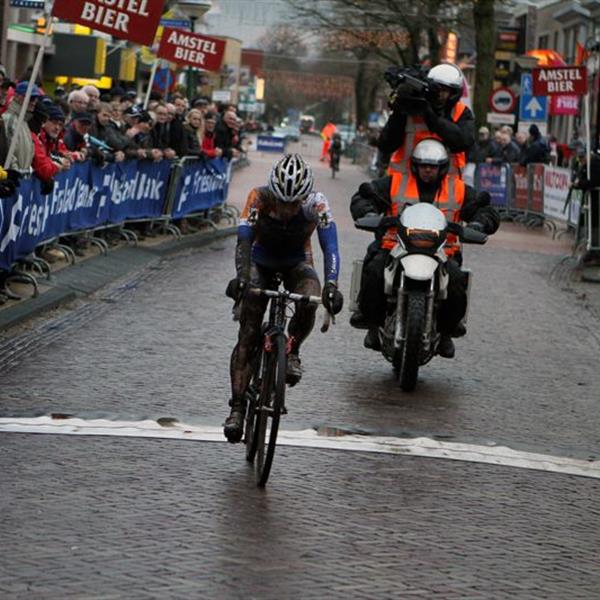 16e Centrumcross Surhuisterveen 2011 | Wielrennen Surhuisterveen