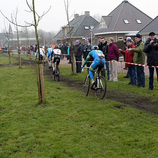 14e Centrumcross Surhuisterveen 2009 | Wielrennen Surhuisterveen