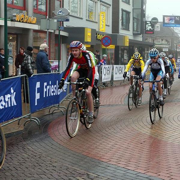 14e Centrumcross Surhuisterveen 2009 | Wielrennen Surhuisterveen