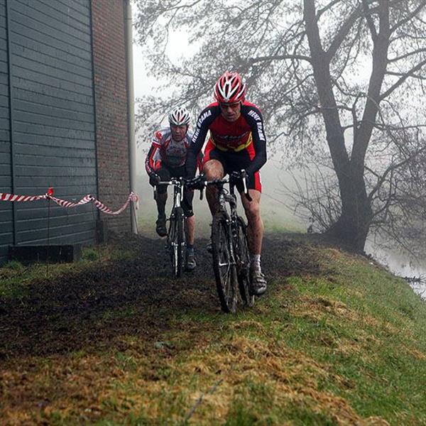 14e Centrumcross Surhuisterveen 2009 | Wielrennen Surhuisterveen