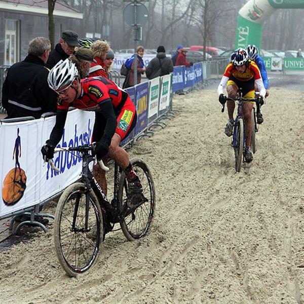 14e Centrumcross Surhuisterveen 2009 | Wielrennen Surhuisterveen