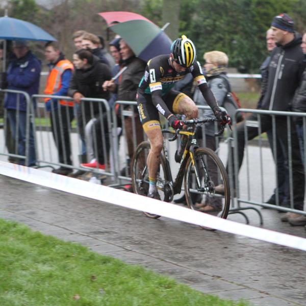 21e Internationale Centrumcross Surhuisterveen 2016 (2) | Wielrennen Surhuisterveen