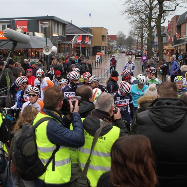 21e Internationale Centrumcross Surhuisterveen 2016 (2) | Wielrennen Surhuisterveen