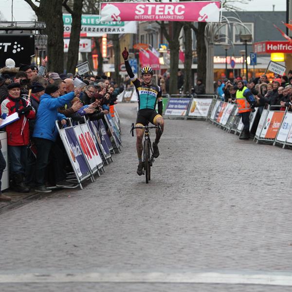 21e Internationale Centrumcross Surhuisterveen 2016 (2) | Wielrennen Surhuisterveen