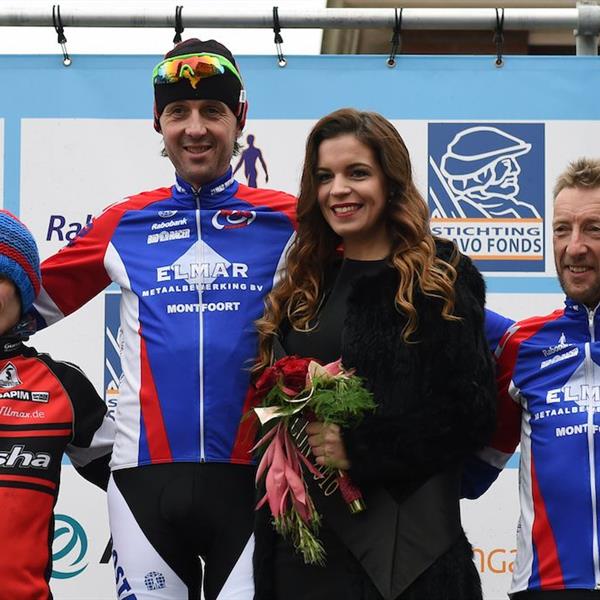 21e Internationale Centrumcross Surhuisterveen 2016 | Wielrennen Surhuisterveen