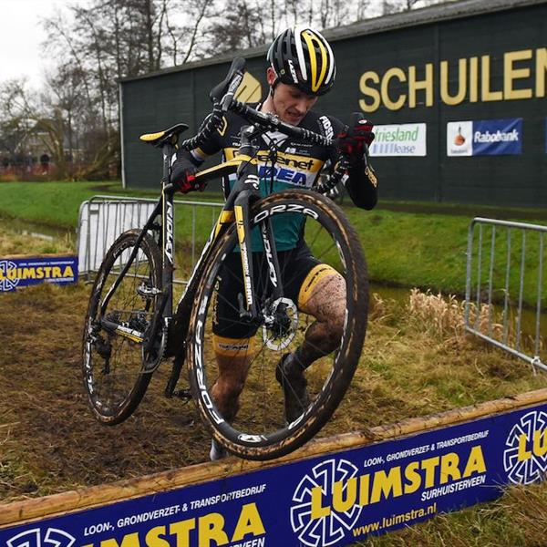 21e Internationale Centrumcross Surhuisterveen 2016 | Wielrennen Surhuisterveen