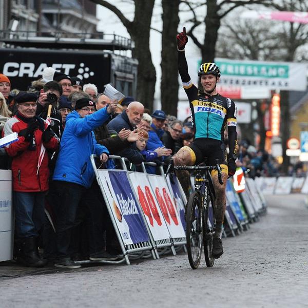 21e Internationale Centrumcross Surhuisterveen 2016 (3) | Wielrennen Surhuisterveen