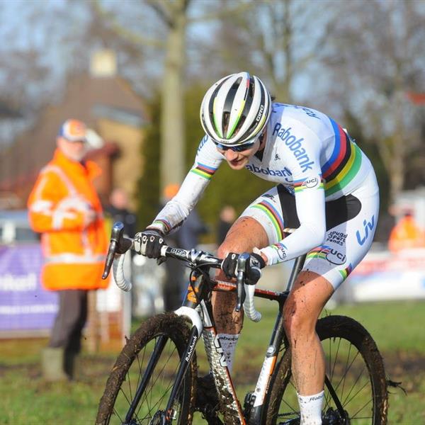 20e Internationale Centrumcross Surhuisterveen 2015 (3) | Wielrennen Surhuisterveen