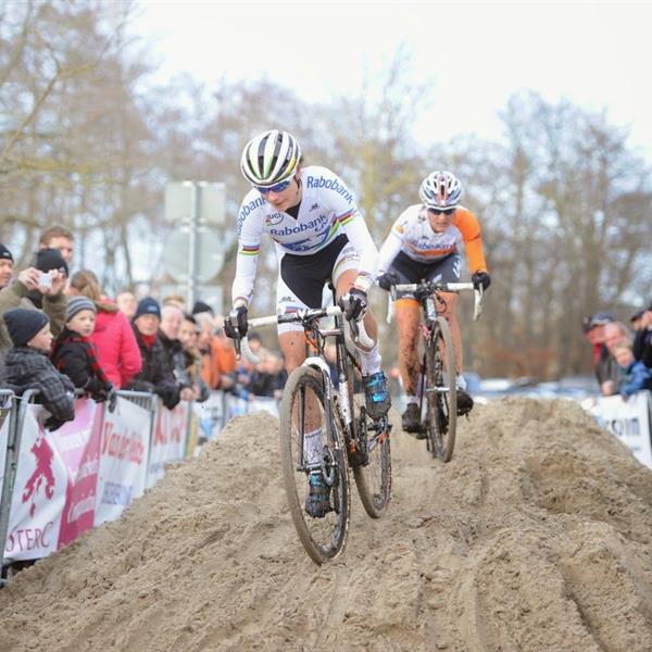 20e Internationale Centrumcross Surhuisterveen 2015 (3) | Wielrennen Surhuisterveen