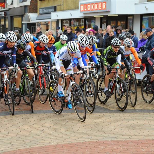20e Internationale Centrumcross Surhuisterveen 2015 (3) | Wielrennen Surhuisterveen