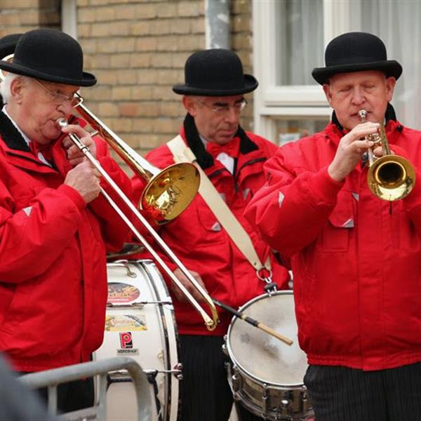 19e Centrumcross Surhuisterveen 2014 (Dames) | Wielrennen Surhuisterveen