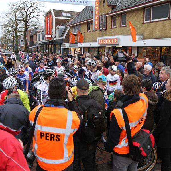 18e Centrumcross Surhuisterveen 2013 (album 1) | Wielrennen Surhuisterveen