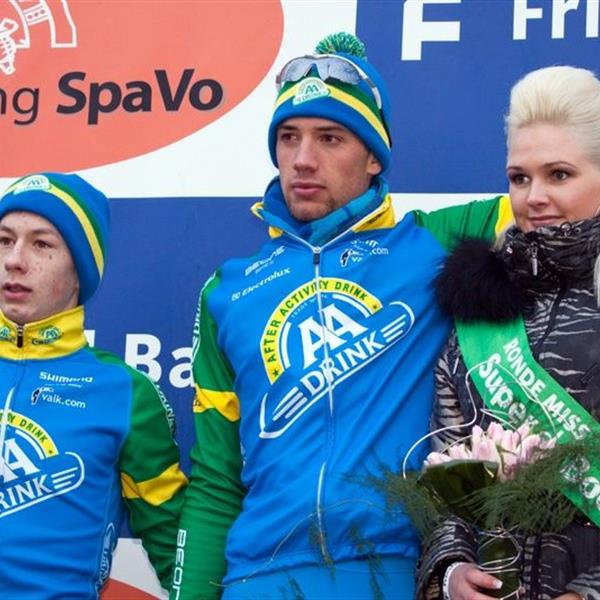 15e Centrumcross Surhuisterveen 2010 | Wielrennen Surhuisterveen