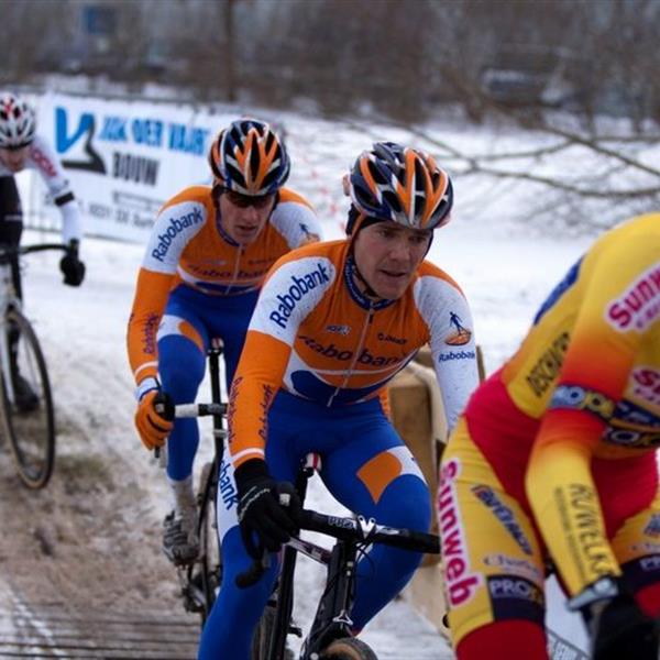 15e Centrumcross Surhuisterveen 2010 | Wielrennen Surhuisterveen