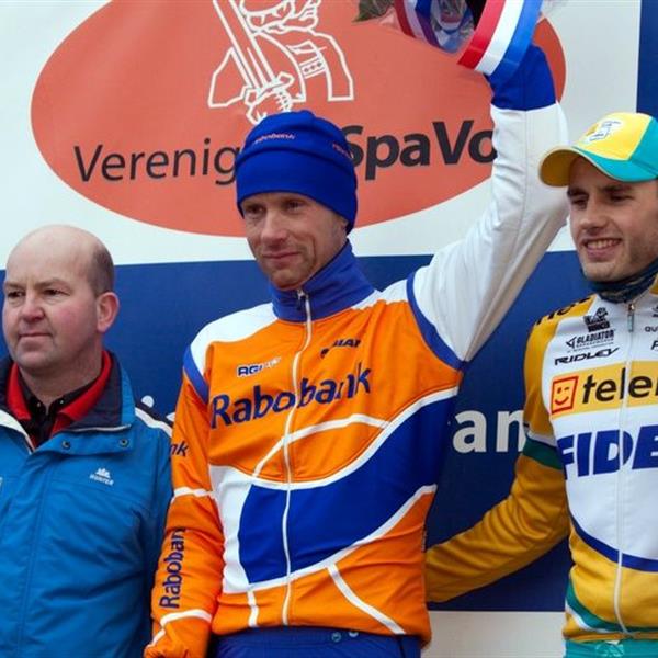 15e Centrumcross Surhuisterveen 2010 | Wielrennen Surhuisterveen